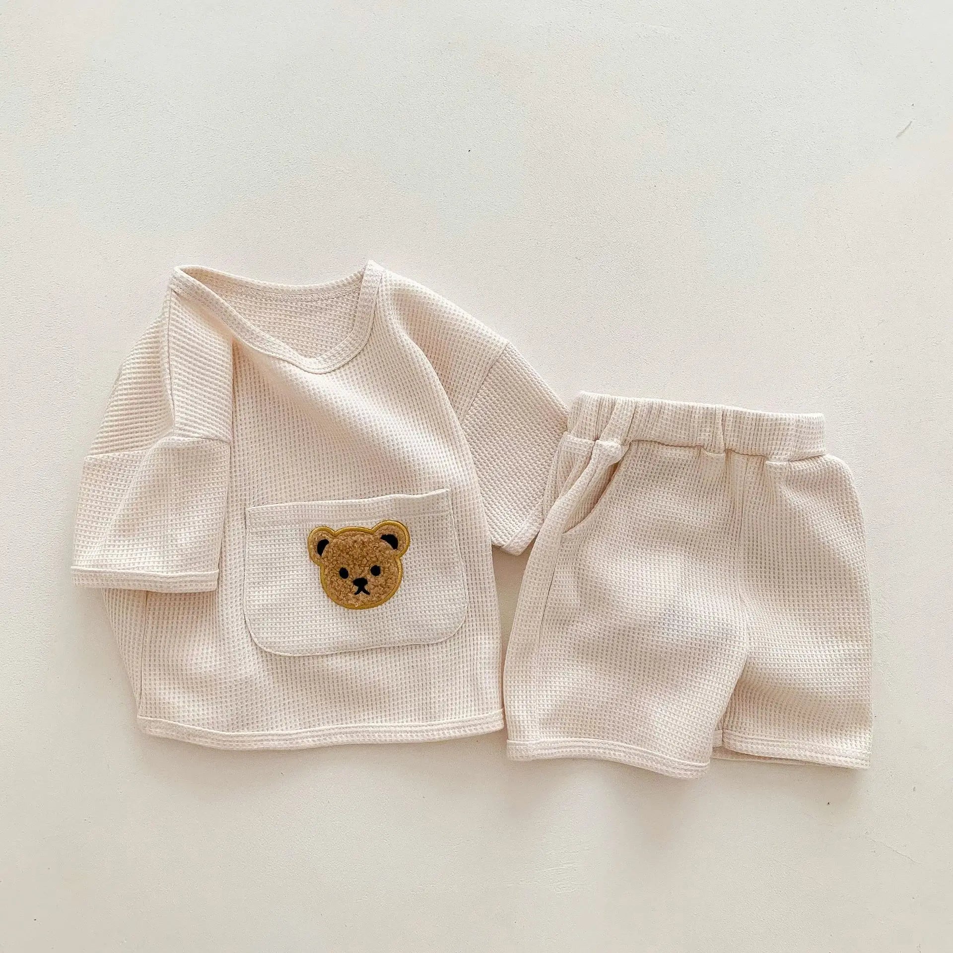 Waffle Knit Bear Pocket Set
