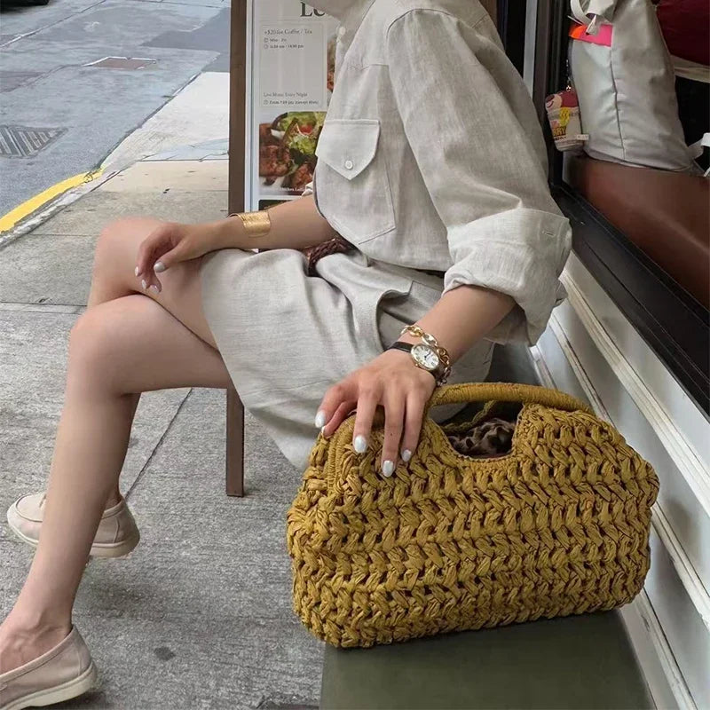 Straw Clutch