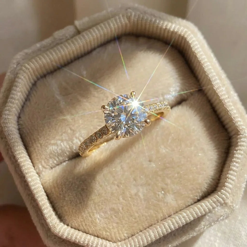 925 Sterling Silver Gorgeous Shiny Zircon Round Ring
