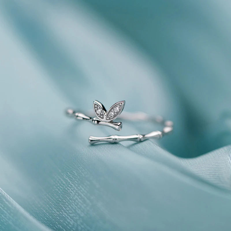 Sparking Zircon Butterfly Wings with Slub Ring