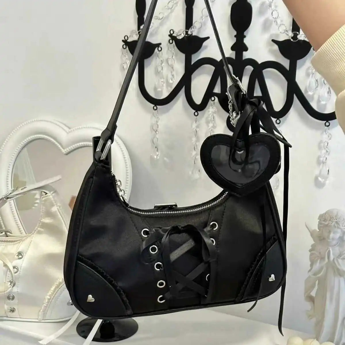 Daily Class Shoulder Bag