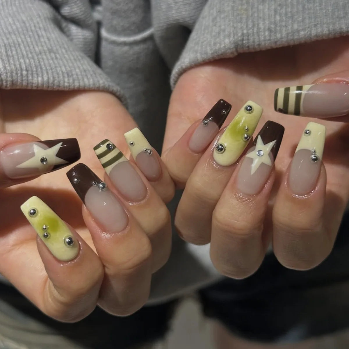 24pcs Sweet Stars Press On Nails