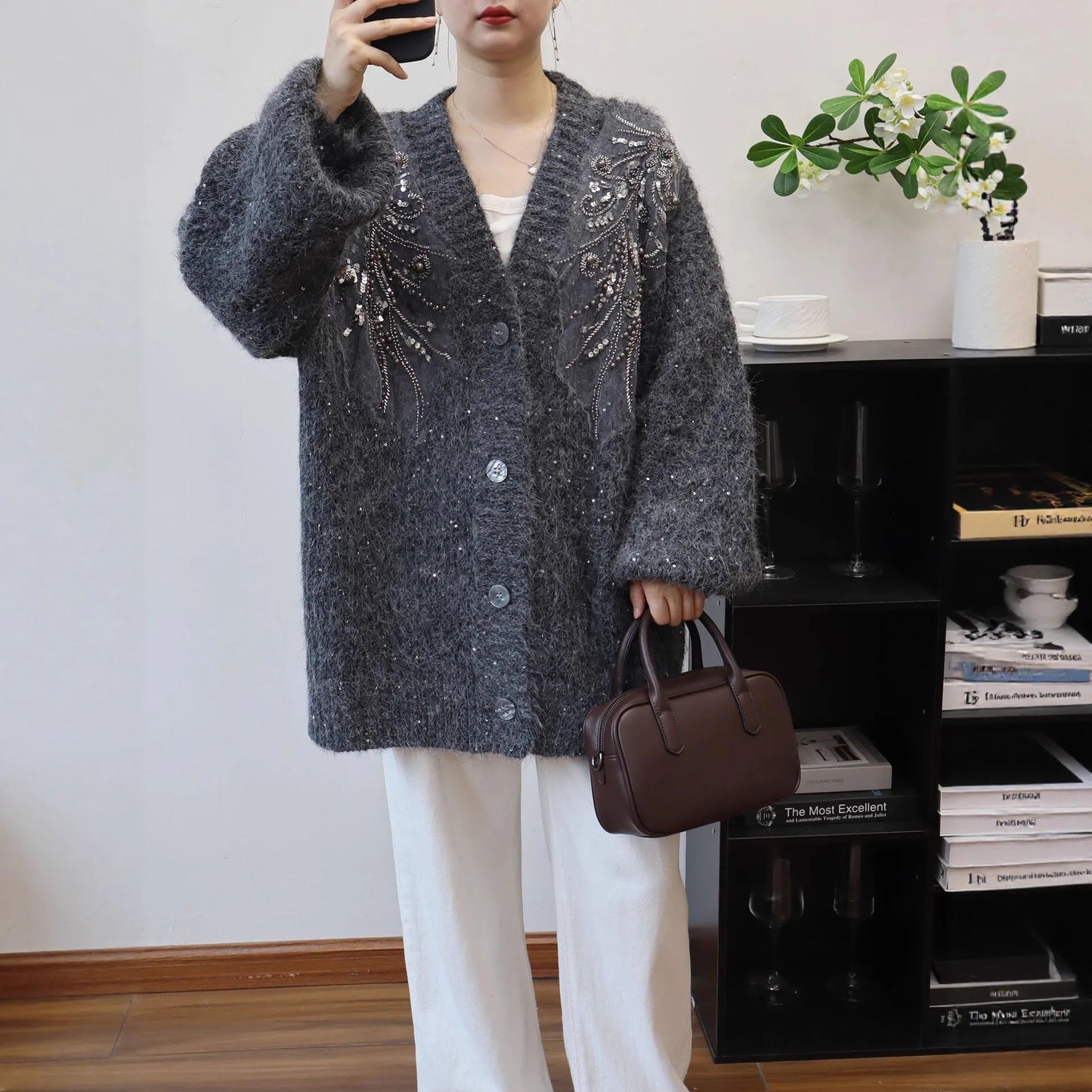 Knitted V Neck Sequins Cardigan