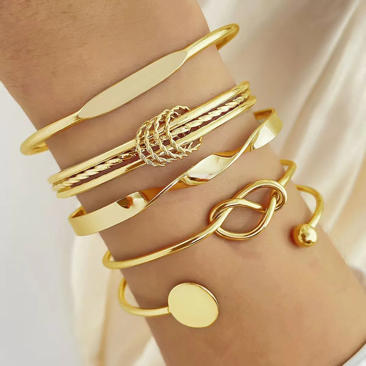 Trendy Multilayer Bracelets for Female Elegant Delicate Twist Sparkling Adjustable Bangles Jewelry Couples Gifts