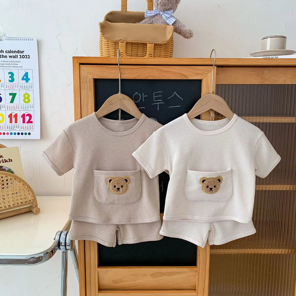 Waffle Knit Bear Pocket Set