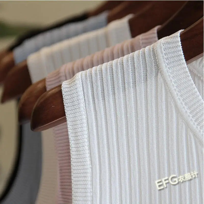 Knitted O-Neck Tank