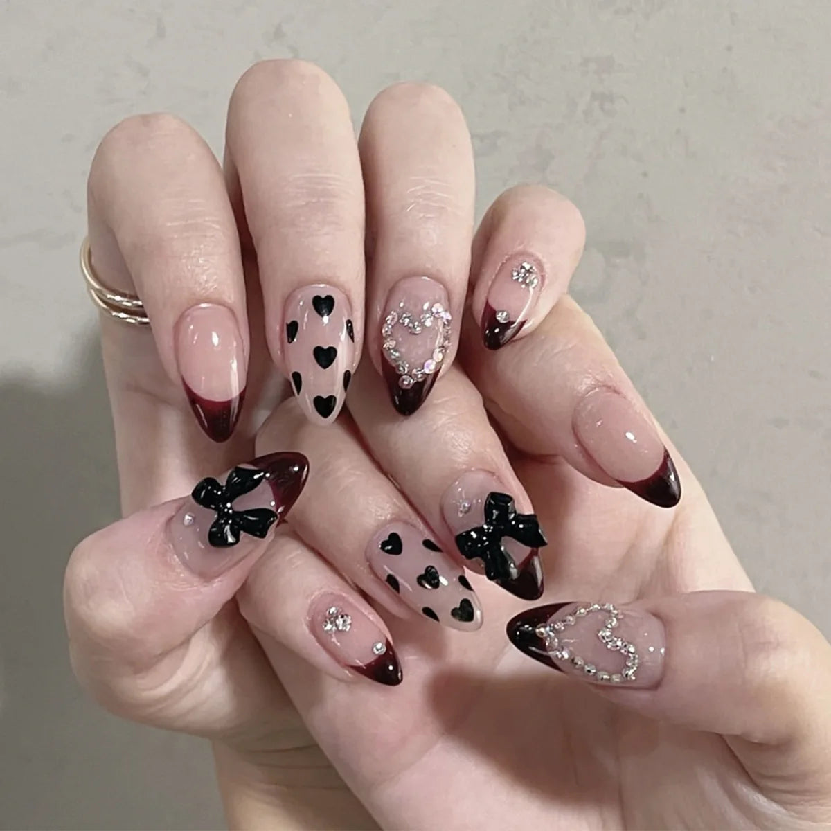 24pcs Gothic Style Black Bowknots Press On Nails Y2k Sweet Cool Cat's Eye False Nails French Style Almond Ballet Fake Nail Tips