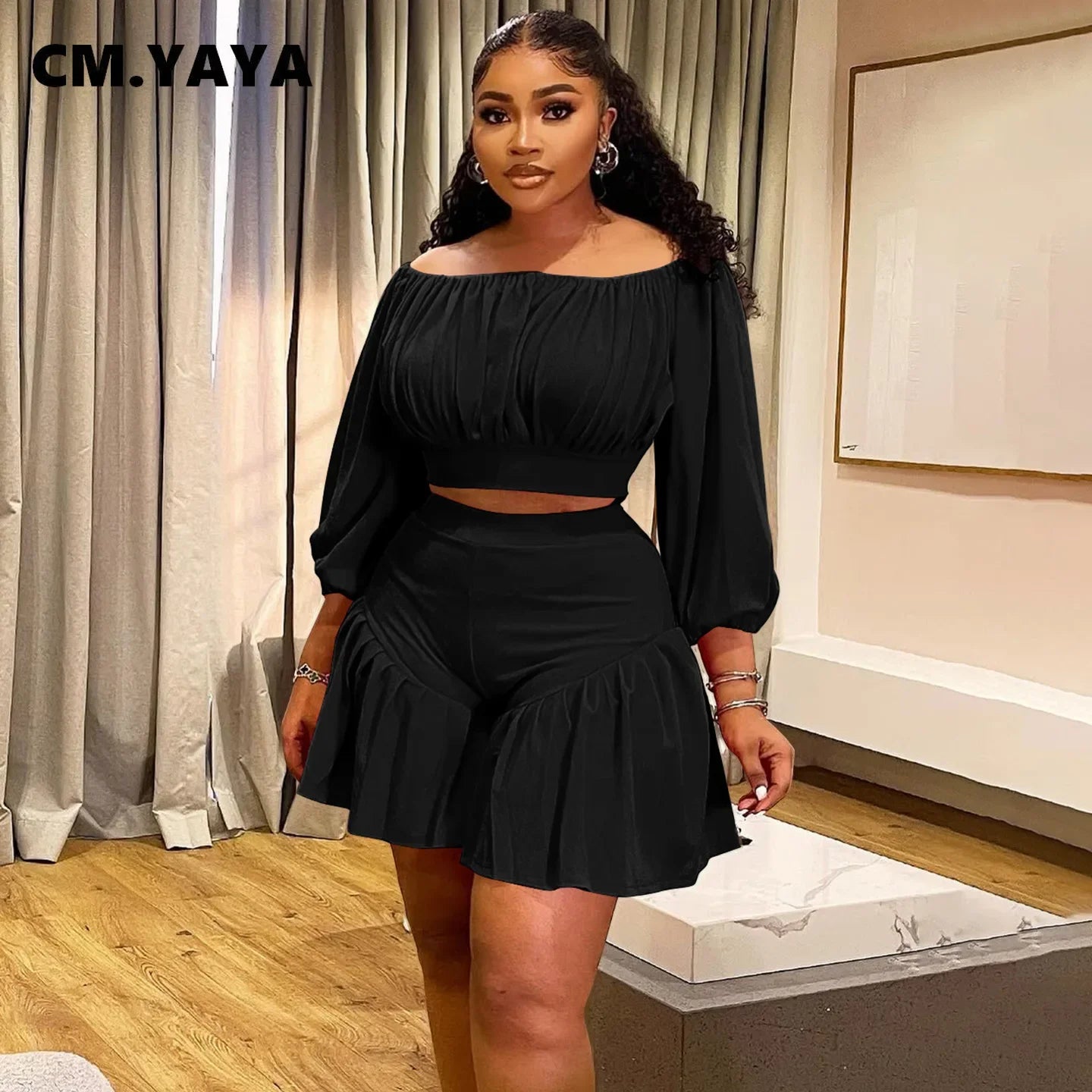 CM.YAYA Long Sleeve Slash Neck T-Shirt and Shorts Set