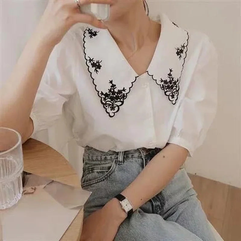 Embroidered Contrast Collar Blouse