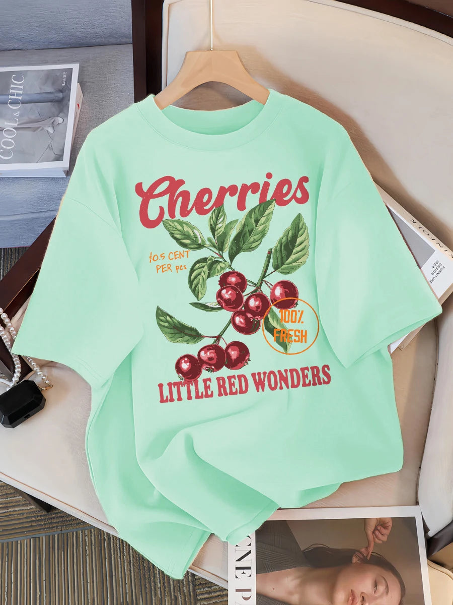 チェリー100%フレッシュ リトルレッドワンダーズTシャツ