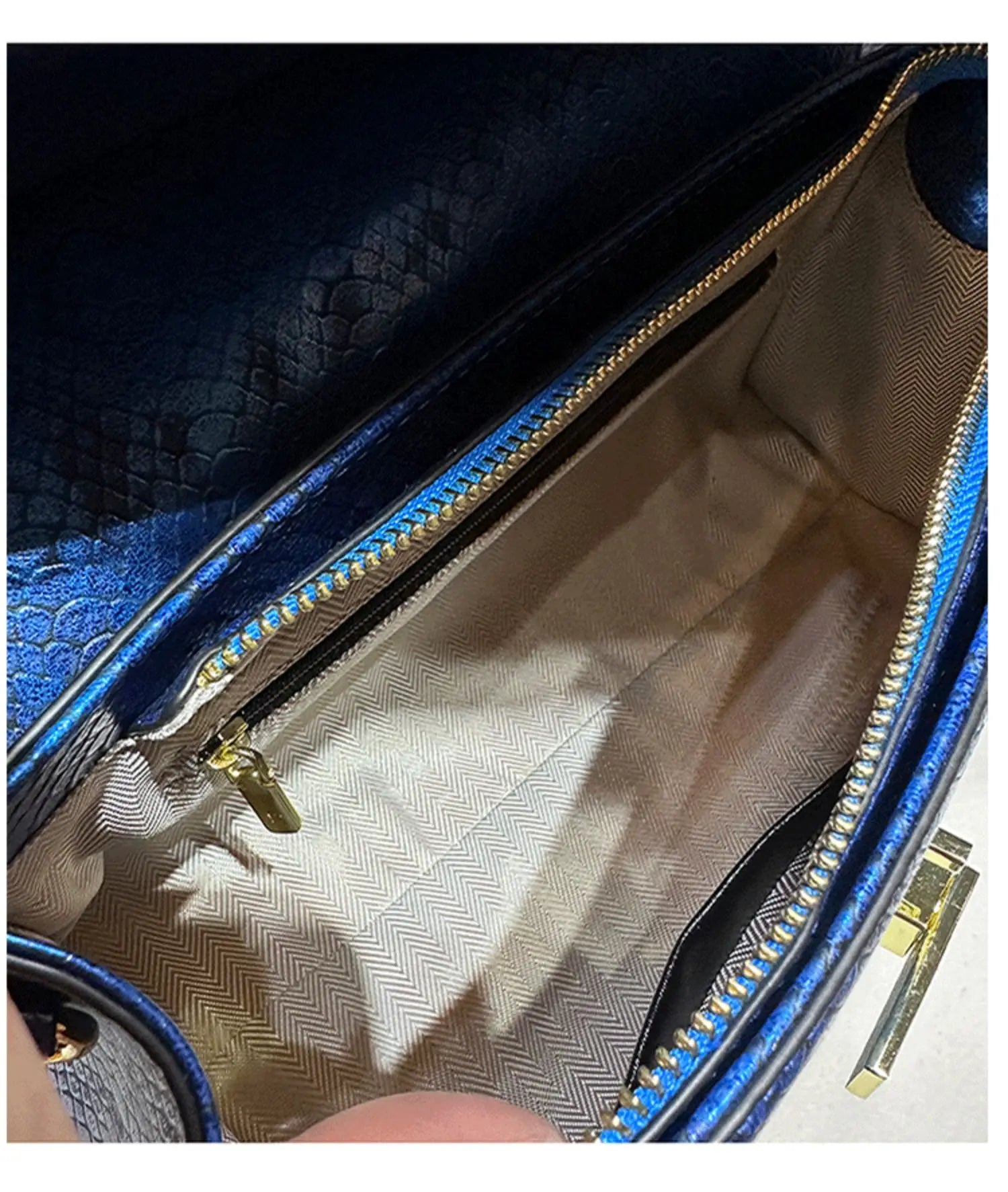 Real Leather Bright Face Snake Stitching Design Handbag