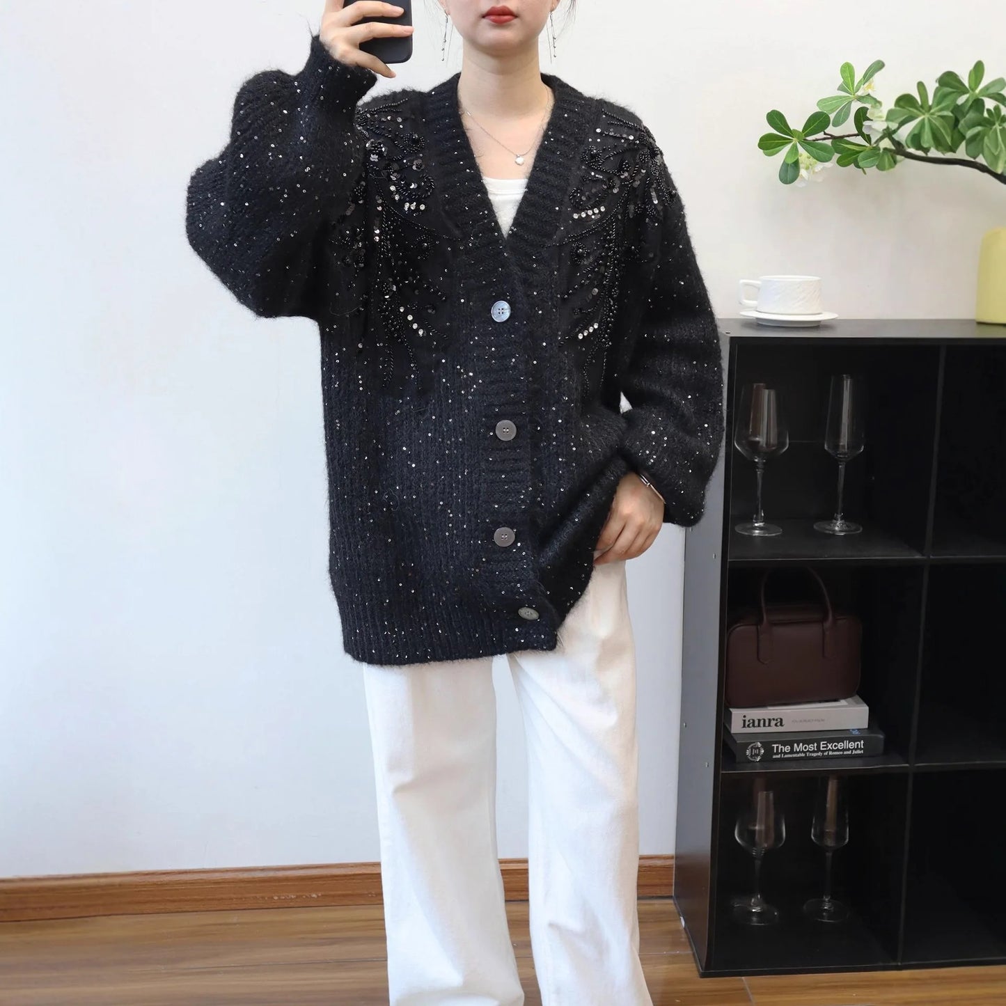 Knitted V Neck Sequins Cardigan