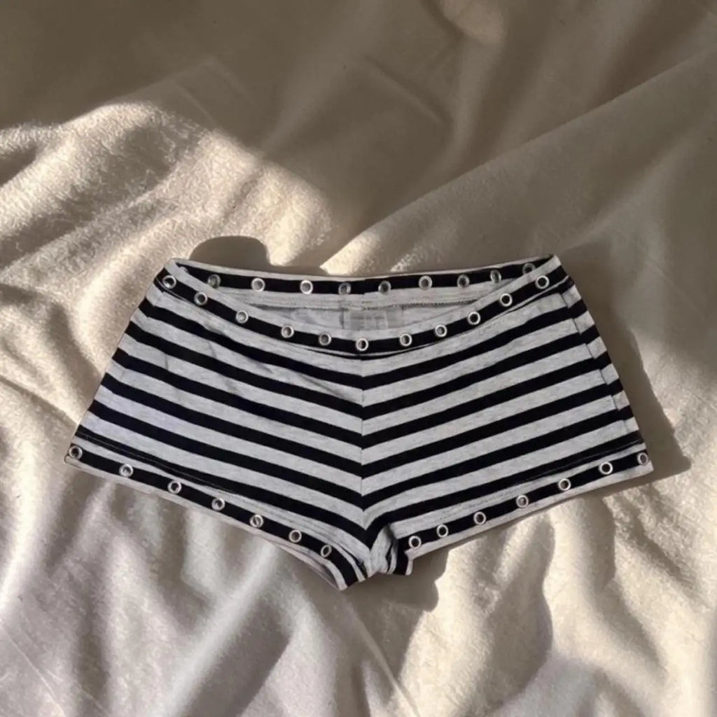 Striped Tube Top and Booty Shorts Set with Skull Graphic