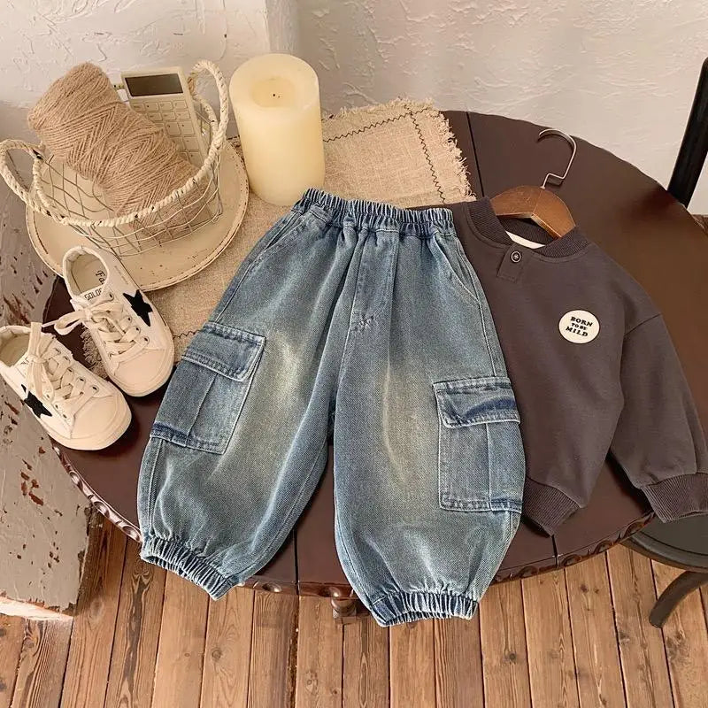 Loose Fitting Jeans
