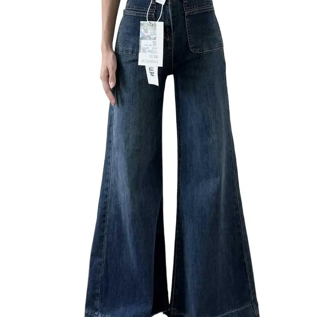 Micro-Flared Jeans