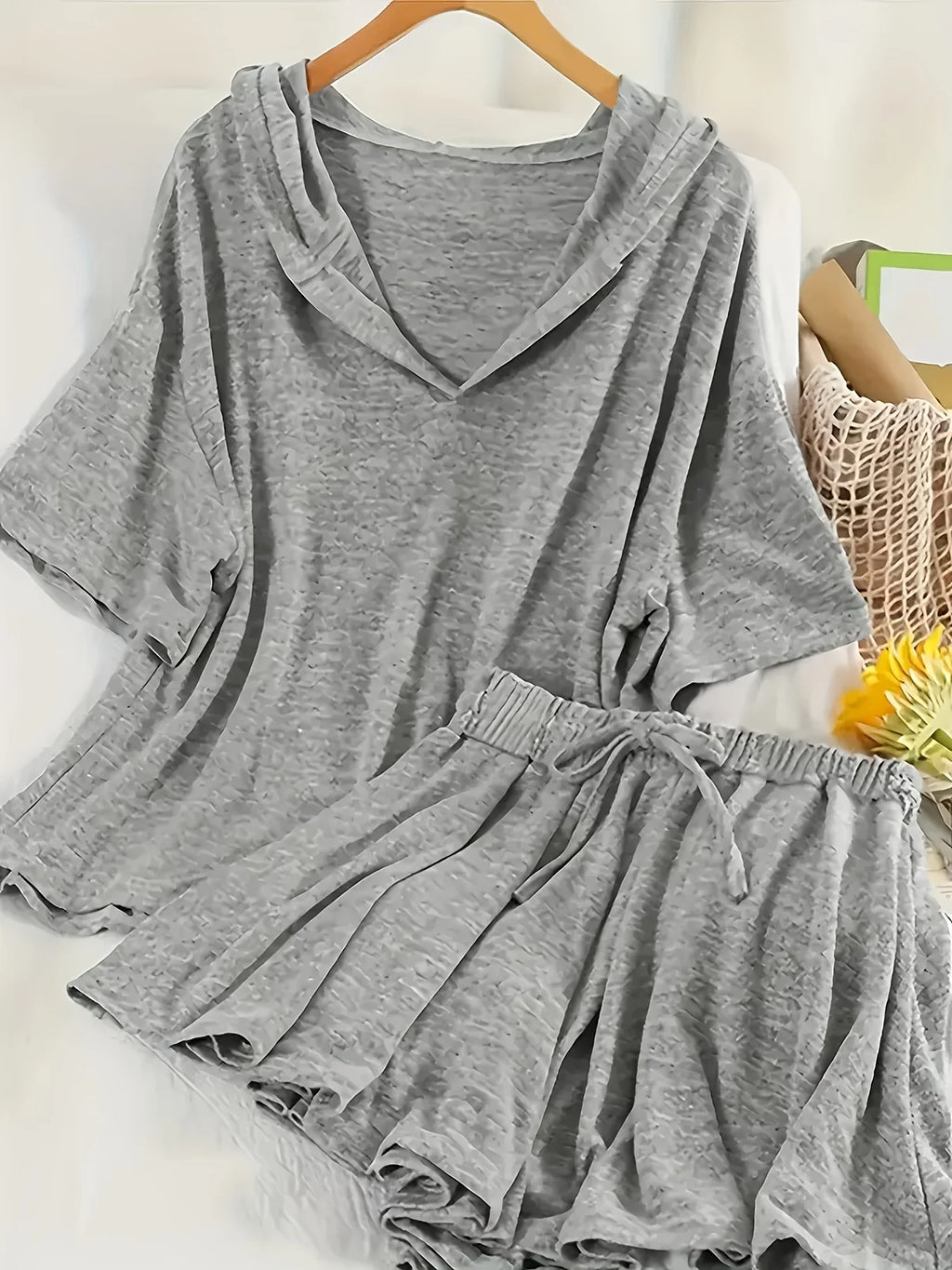Hooded Short Sleeve Shorts Pantsuit Set
