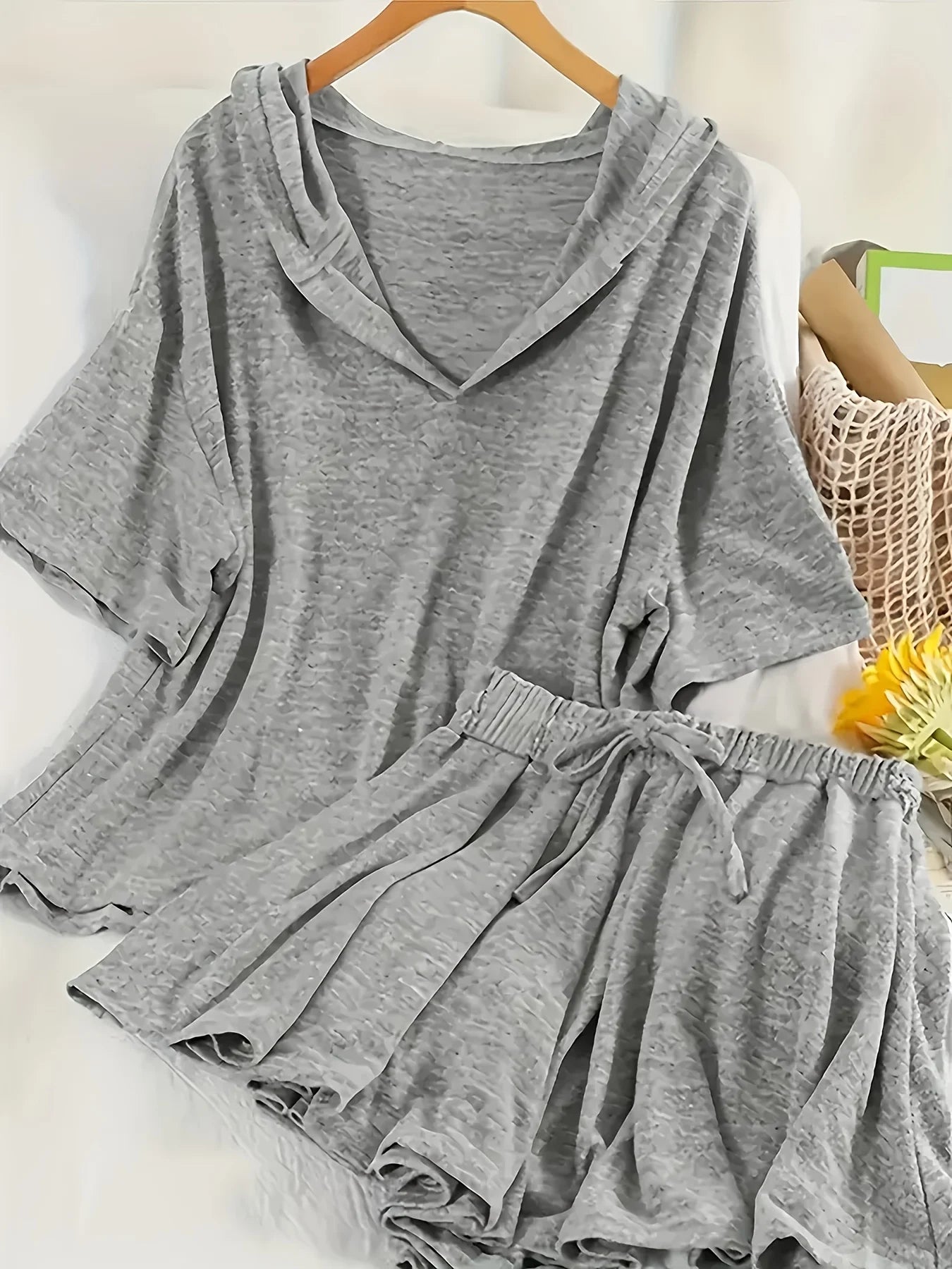 Hooded Short Sleeve Shorts Pantsuit Set