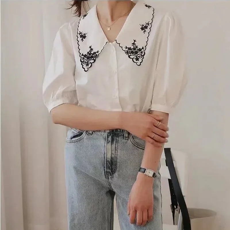Embroidered Contrast Collar Blouse