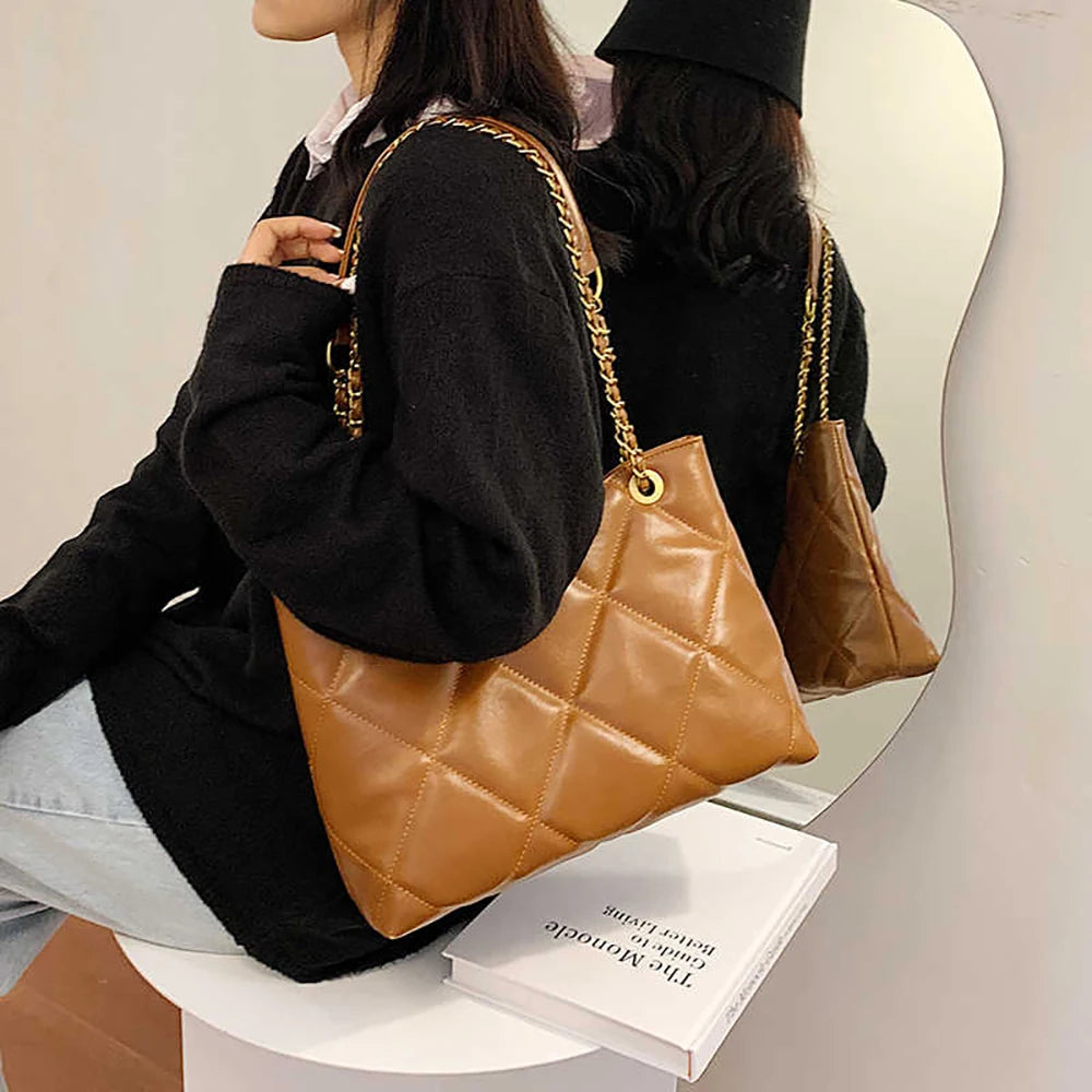 Diamond Plaid Chains Shoulder Bag