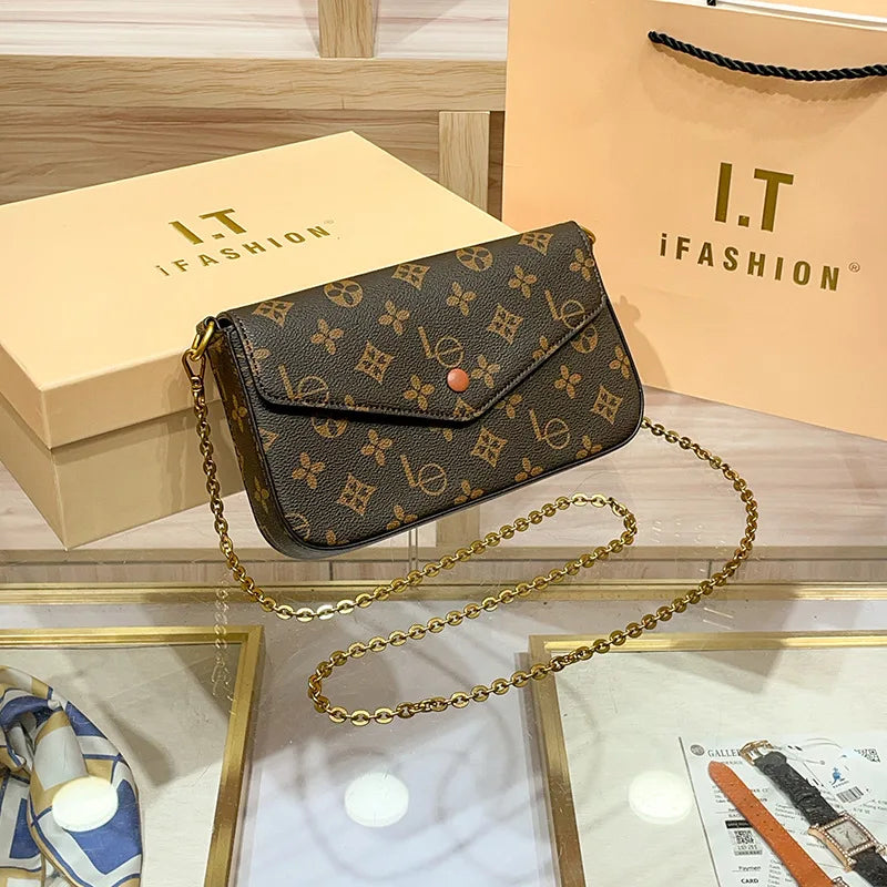 Chain Strap Envelope Bag