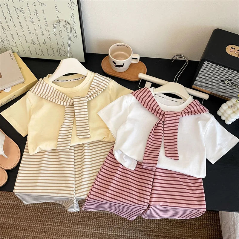 Short-Sleeved Tee With Stripes Shawl + Pants Set