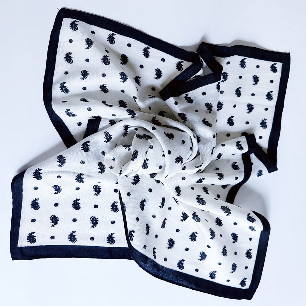Textured Style Square Scarf – Versatile Accent for Hair, Neck & Handbags