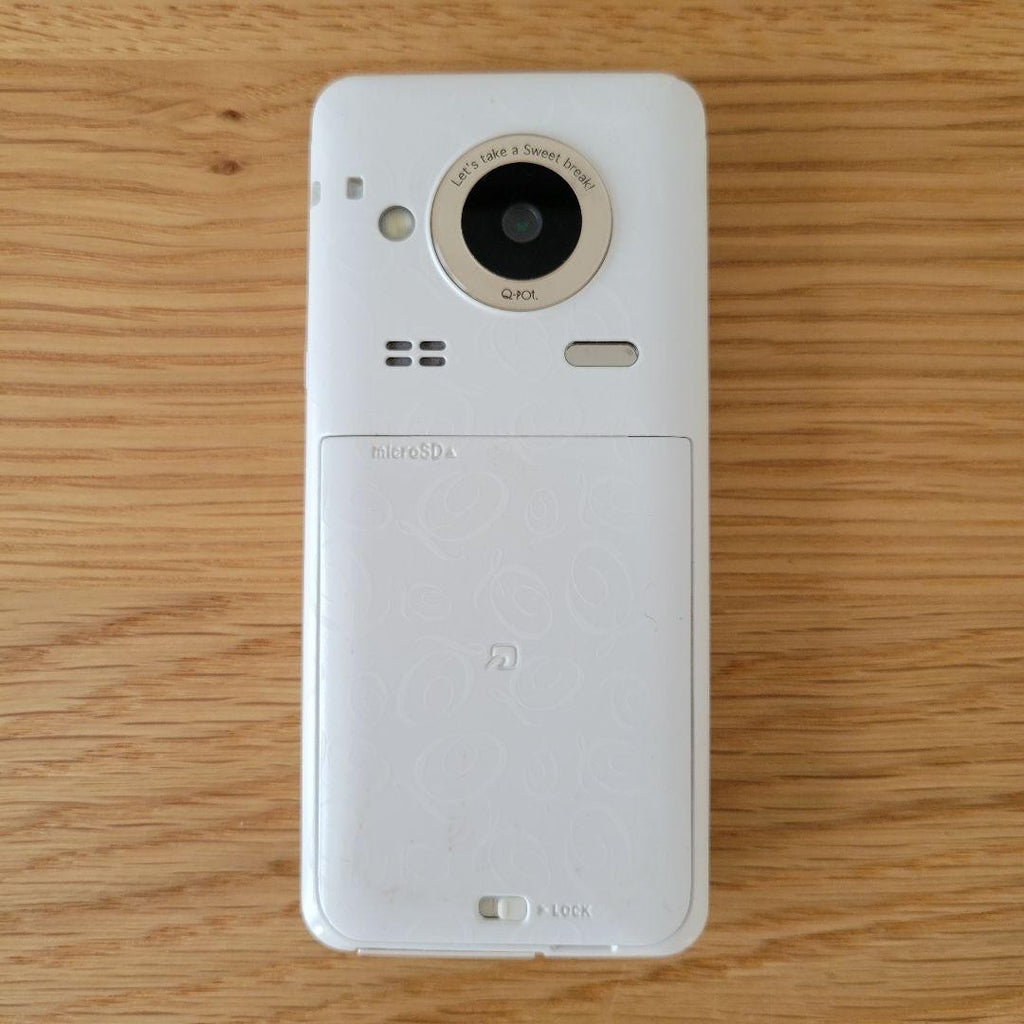 docomo × Q-pot. SH-04C feature phone  main unit Sharp Biscuit white milk Japan