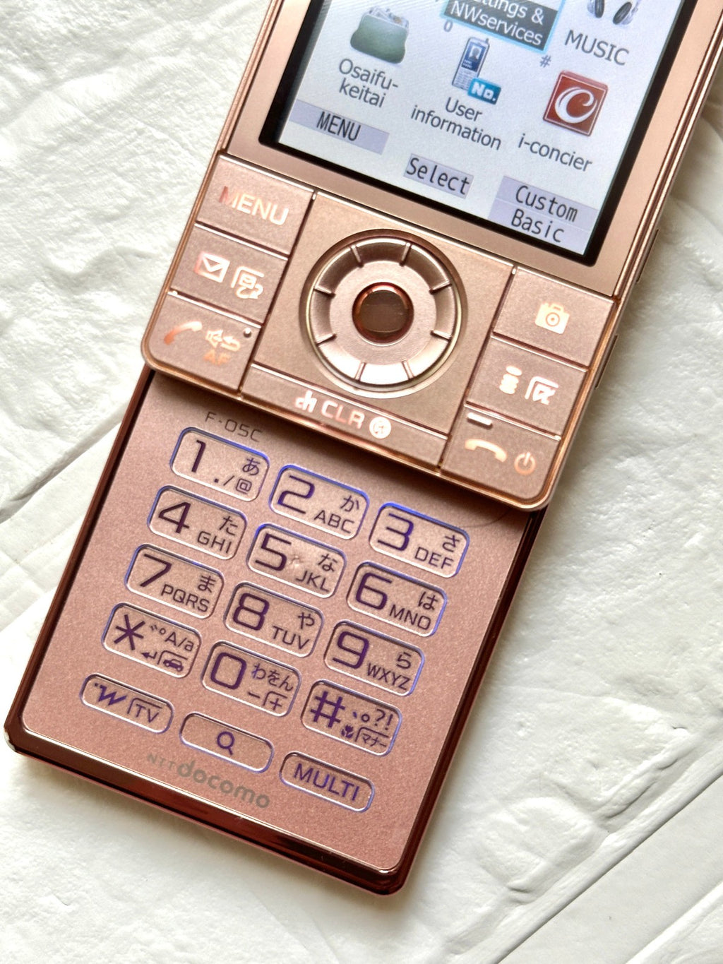 Docomo Fujitsu F-05C Pink Japanese Slide Phone Keitai Garakei Retro Mobile Phone