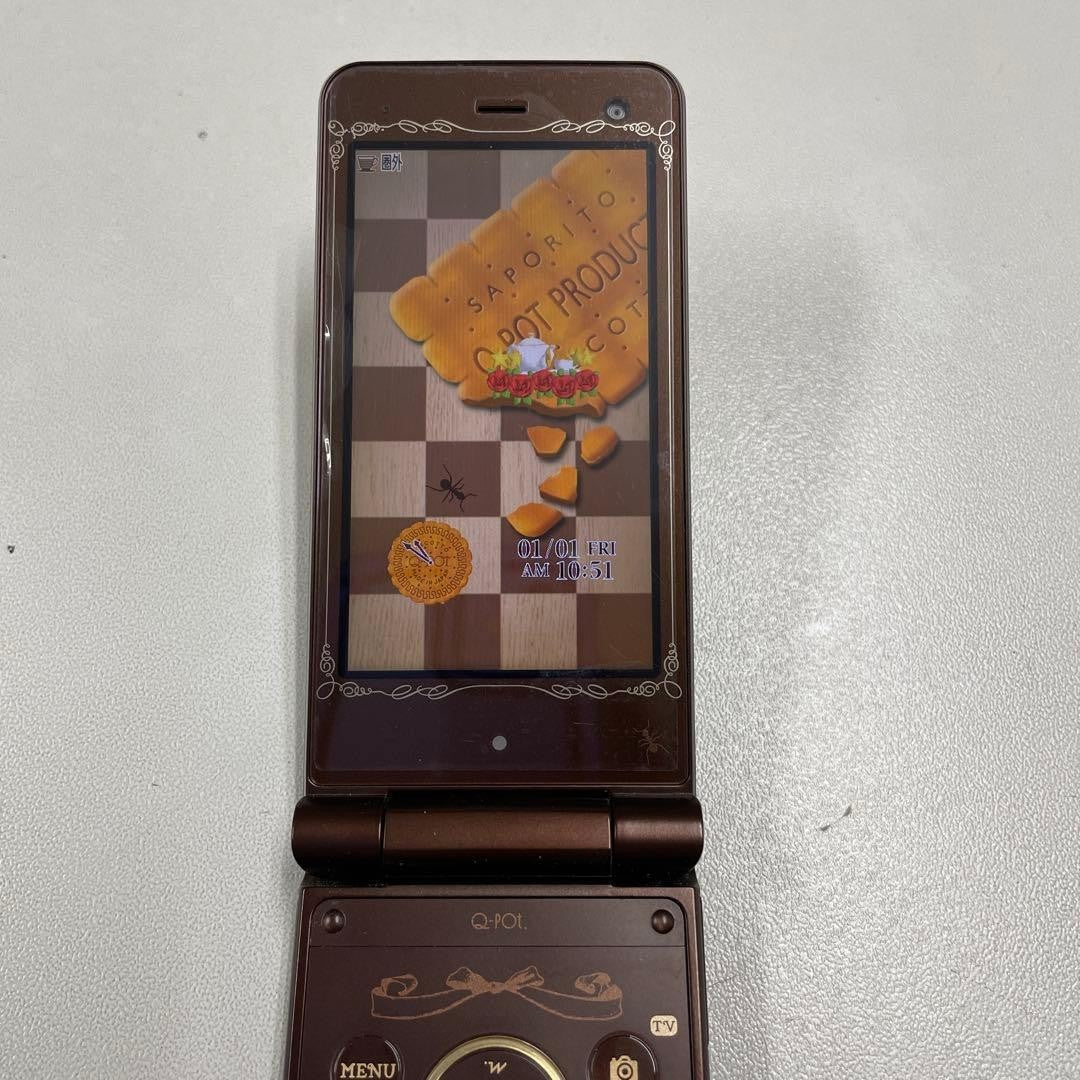 docomo Q-pot. SH-04C Choco Foma Japanese Flip Phone garakei keitai Rare Japan